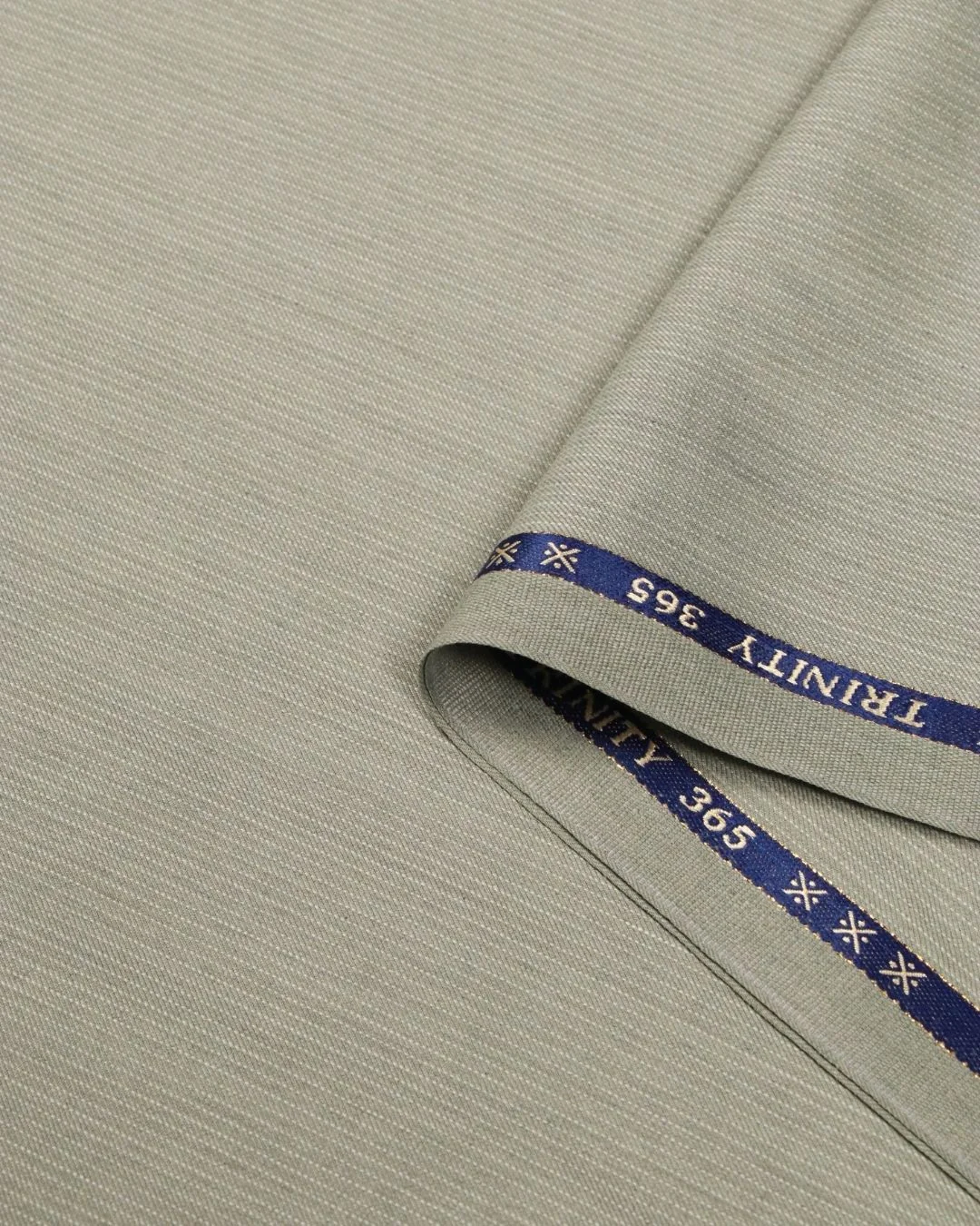 Elegant Pista Green Plain Poly-Wool Fabric
