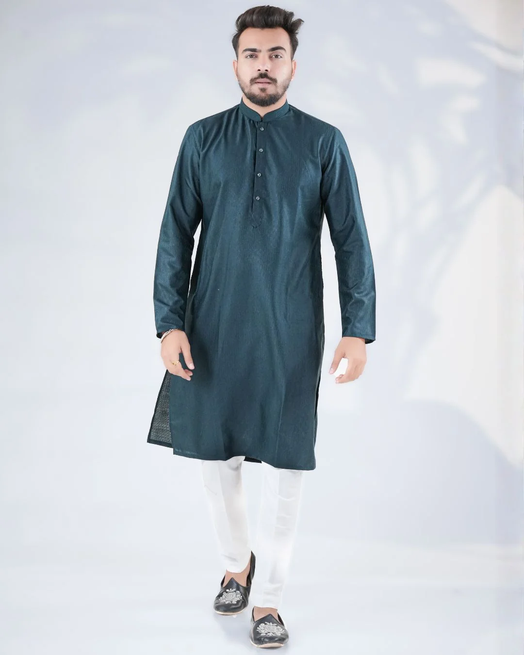 Green Colour Kurta Pajama In Silk